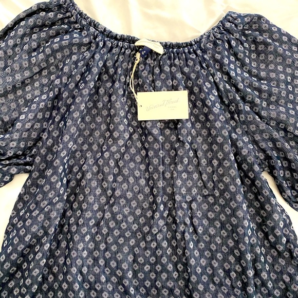 Tops - Cute Off Shoulder Top